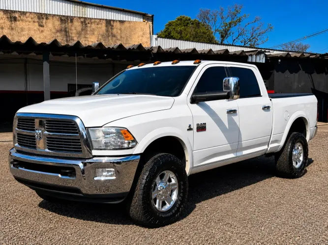 Ram 2500 Laramie 6.7 TDI CD 4X4 Diesel 2012