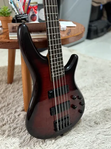 Baixo IBANEZ SDGR 5 cordas 