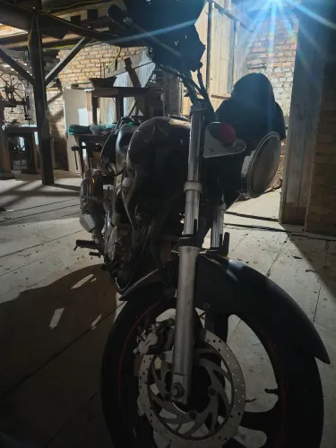 Vendo Fazer 250 cc em bom estado