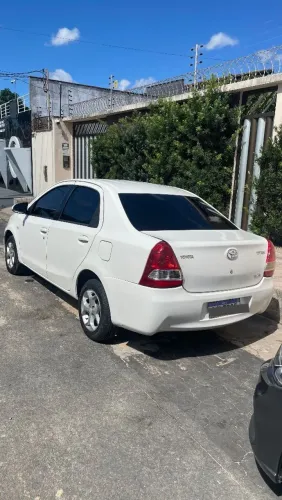 Toyota Etios XS Sedan 1.5 Flex 16V 4P Mec. 2014