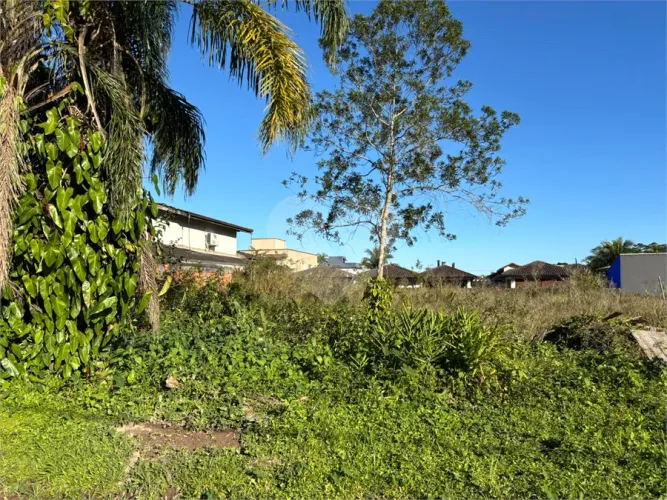 Terreno à venda em Morada da praia - SP