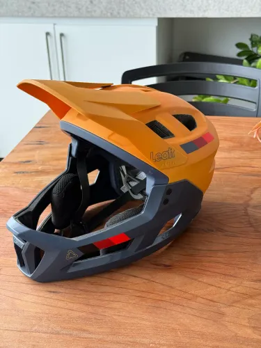 Capacete Leatt 2.0 mtb enduro
