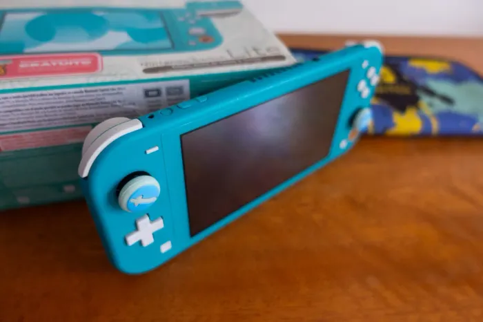 Nintendo Switch Lite Animal Crossing Edition