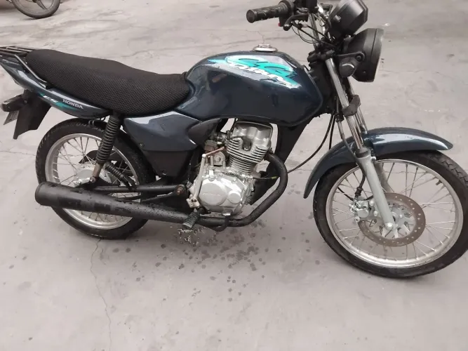 Titan125 es