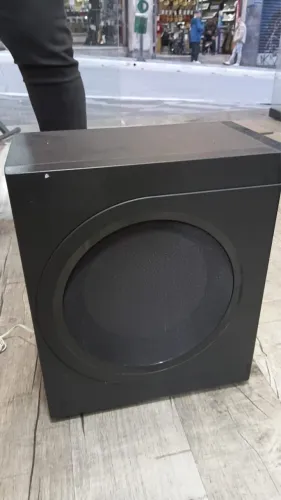 Caixa subwoofer ? passiva Panasonic