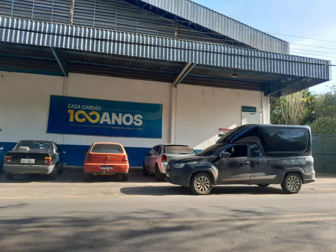 Capota de fibra da nova strada