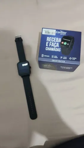 Relógio digital em ótimo estado