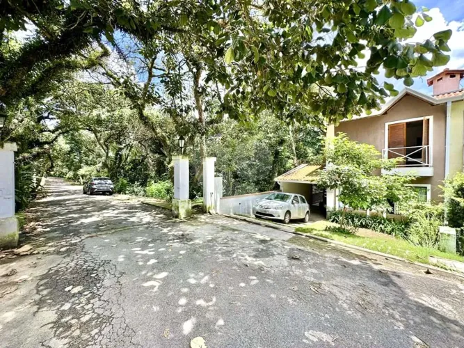 Condomínio com 3 quartos à venda em Jardim ana estela - SP