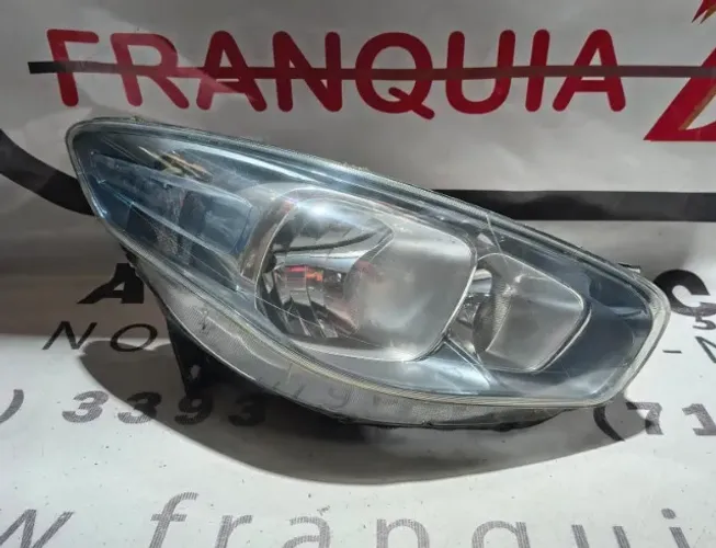 Farol dianteiro direito Grand Siena