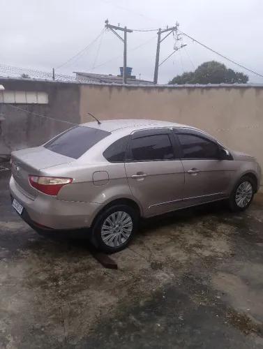 Fiat Grand Siena Essence 1.6 Flex 16V 2016