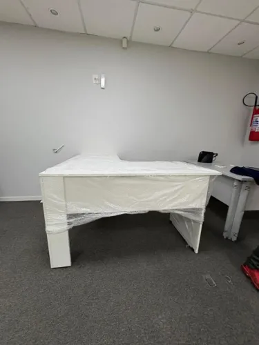 MESA EM L MEDIDAS 1,40X1,40 M