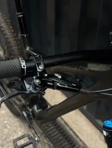 Bike stump jumper 2023 carbono 