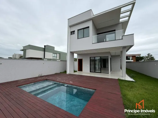 Casa em Condomínio com 3 quartos no Glória em Joinville