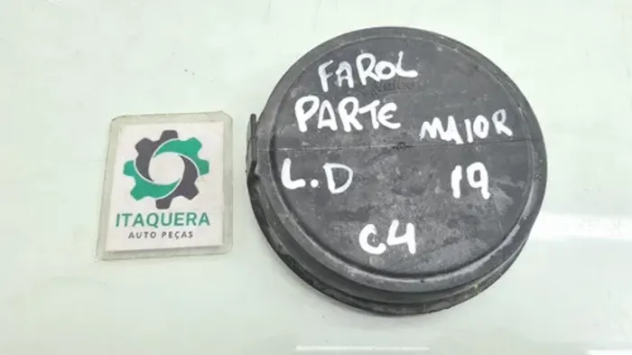 Borracha Vedação Farol Lado Direito Citroen C4 Lounge 2019
