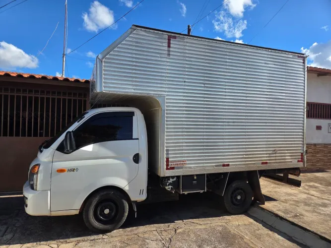 Hyundai HR 2.5 TCI Diesel (rs/rd) 2013