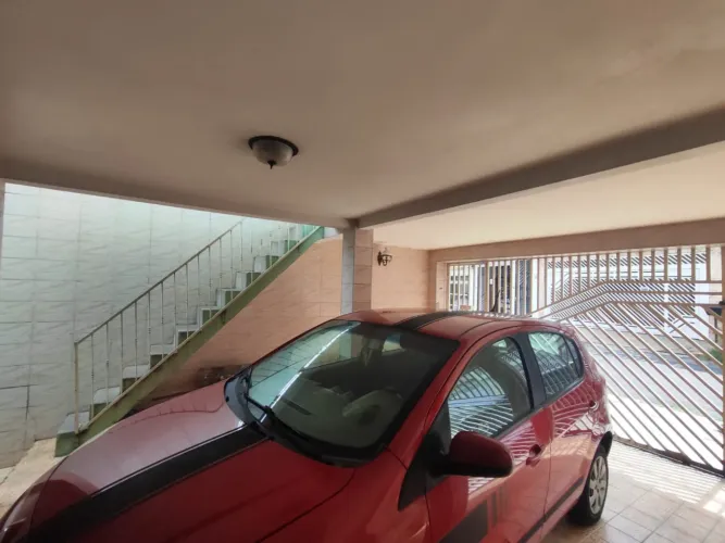 Casa para venda em Jardim Almanara com 3 quartos, sendo 1 suíte, 164m²