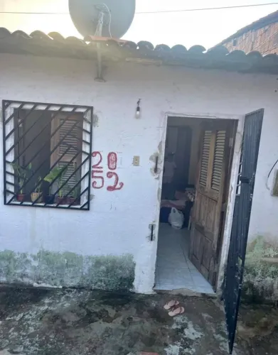 -Vendo casa em Aracruz  