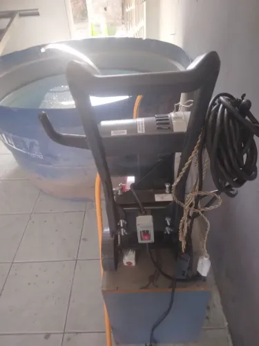 Bomba lavadora de alta pressão  