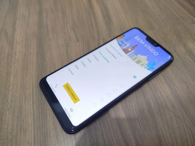 Asus ZenFone Max Shot (ZB634KL)
