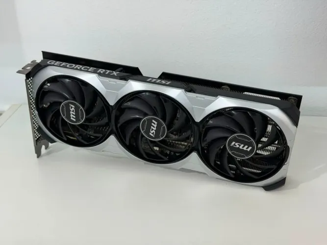 Placa de vídeo 4060 Ti 16GB 3x