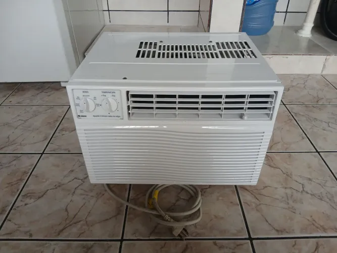 Vende se ar condicionado 10 min btus