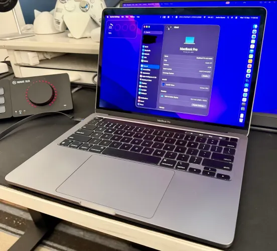 Apple Macbook Pro (13 Polegadas, M1, 8 Gb Ram, 512 Gb Ssd