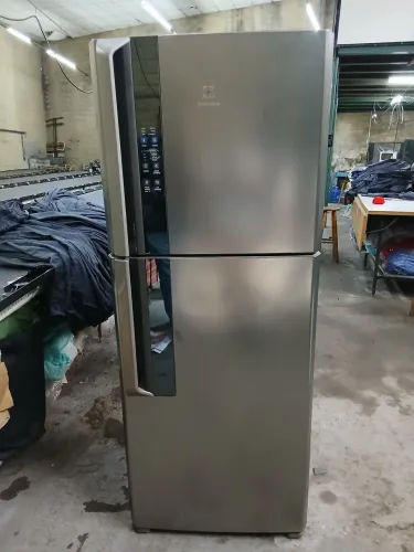 Geladeira Electrolux if55s