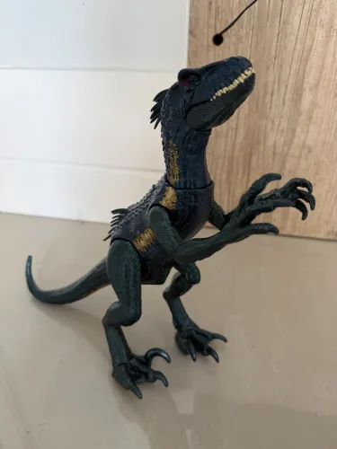 Dinossauro Jurassic World (Velociraptor) original