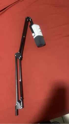 Microfone fifine am8 com suporte articulado