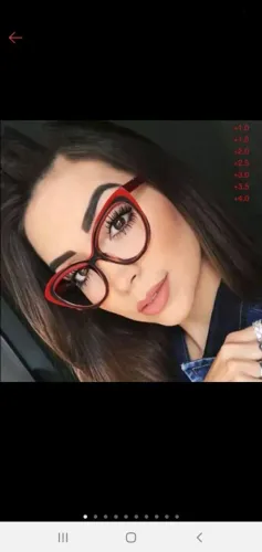 Linda armação de óculos 