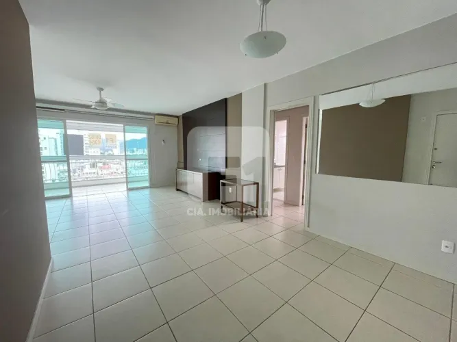 Apartamento 3 quartos semi mobiliado na Agronômica