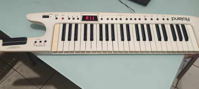 Keytar Roland AX-7