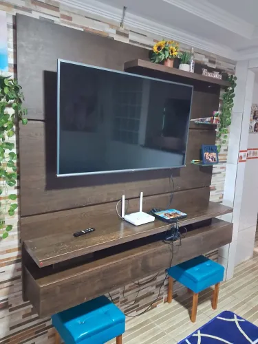 Painel Suspenso para TV