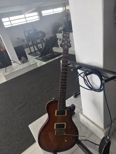 Guitarra Prs SE singlecut