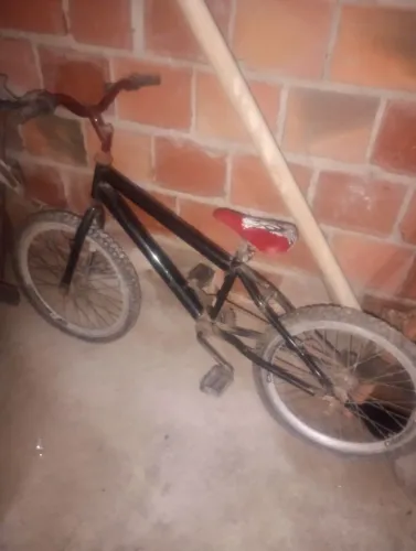 Vendo bicicleta pra criança