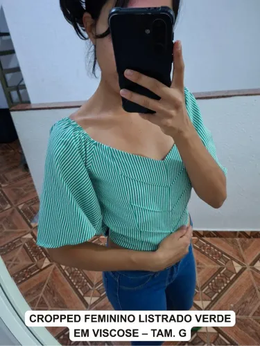 Cropped Feminino Listrado Verde em Viscose - Tam. G