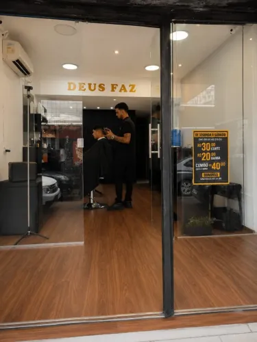 Piso Vinílico Duratex Amadeirado - 43,4 m² - 10 Caixas