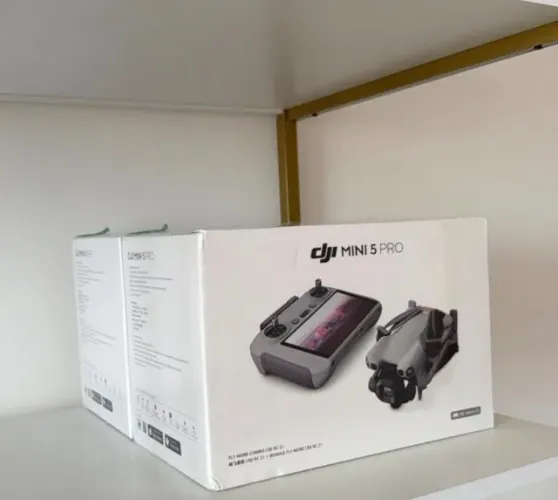 DJI mini 5 Pro Fly More Combo Plus 52 min + controle com tela - Novo- lacrado
