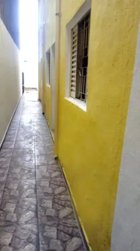 Casa - 2 quartos, sala, cozinha e lavanderia. Ferraz de Vasconcelos