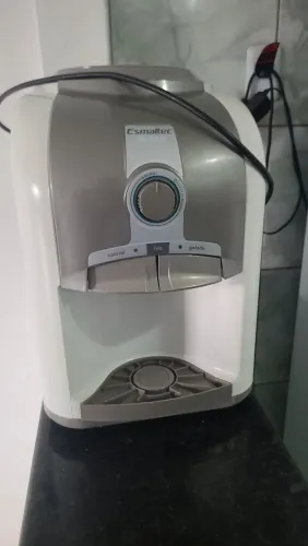 BEBEDOURO ESMALTEC DE MESA - 350,00