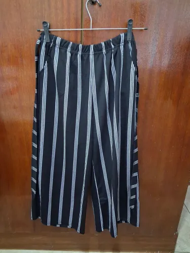 Calça listrada feminina