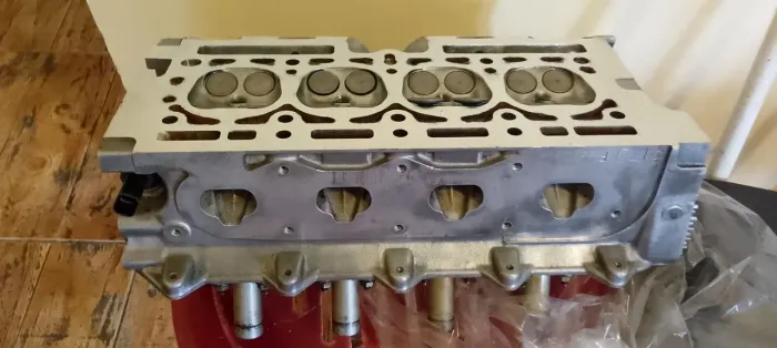 Cabeçote Renault peugeot gasolina 1.0 16v. Sou de Olinda