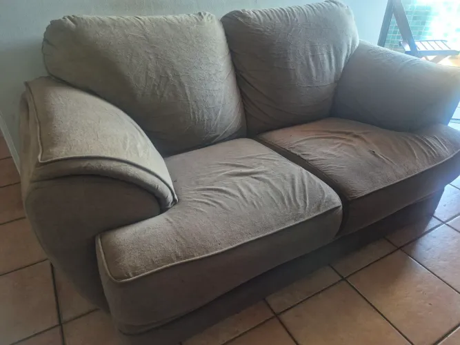 Sofá 2 lugares
