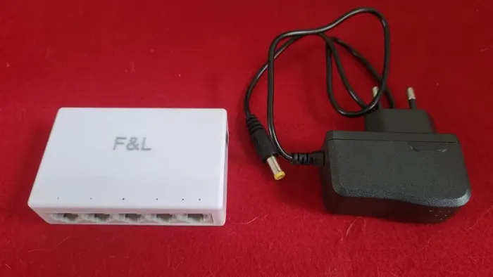 Switch De Rede Rj45 Gigabit - 5 Portas 10/100/1000 Mbps - F&L