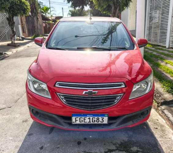 Chevrolet Onix Hatch LT 1.0 8V Flex Power Mec. 4P 2013