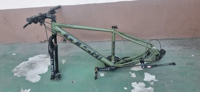 QUADRO DE BIKE ARO 29 COM PEÇAS