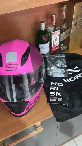 capacete norisk rosa