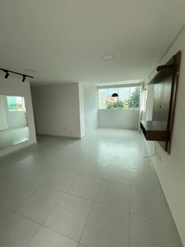 ALUGA-SE APARTAMENTO NO ALTIPLANO