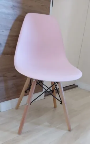 Cadeira rosa