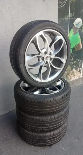 Rodas aro 18 5x100 novas com pneu meia vida